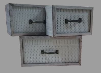 Holz-Pflanz-Kiste mit Metallfront und Metallgriff